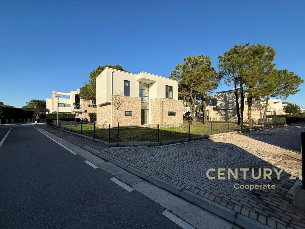 SHESIM VILE NE SAN PIETRO 1,200,000 € – Durrës - 1