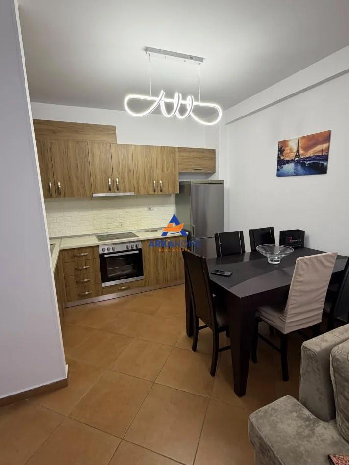 JEPET ME QERA APARTAMENT 2+1 "SHKOZE(AFER BAR STRETTO 2) " 4 – Tiranë