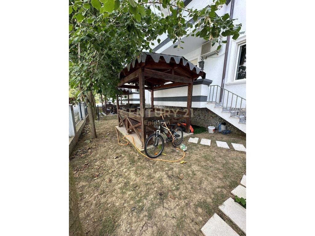 SHITET APARTAMENT 1+1 ME OBORR TE GJIRI I LALZIT PRANE KOMPL – Durrës - 1
