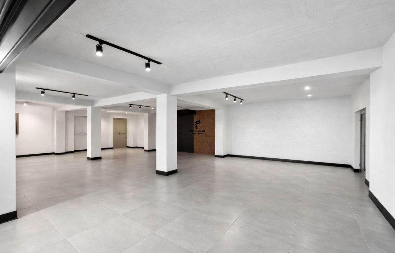 ZYRE ME QERA 160M2 SAUK 150.000 LEKE FH-73741 – Tiranë