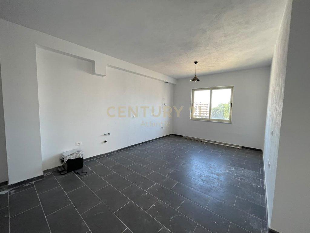 +355698329326 SHITET APARTAMENT 2+1+2TUALETE | PLAZH RROTA K – Durrës