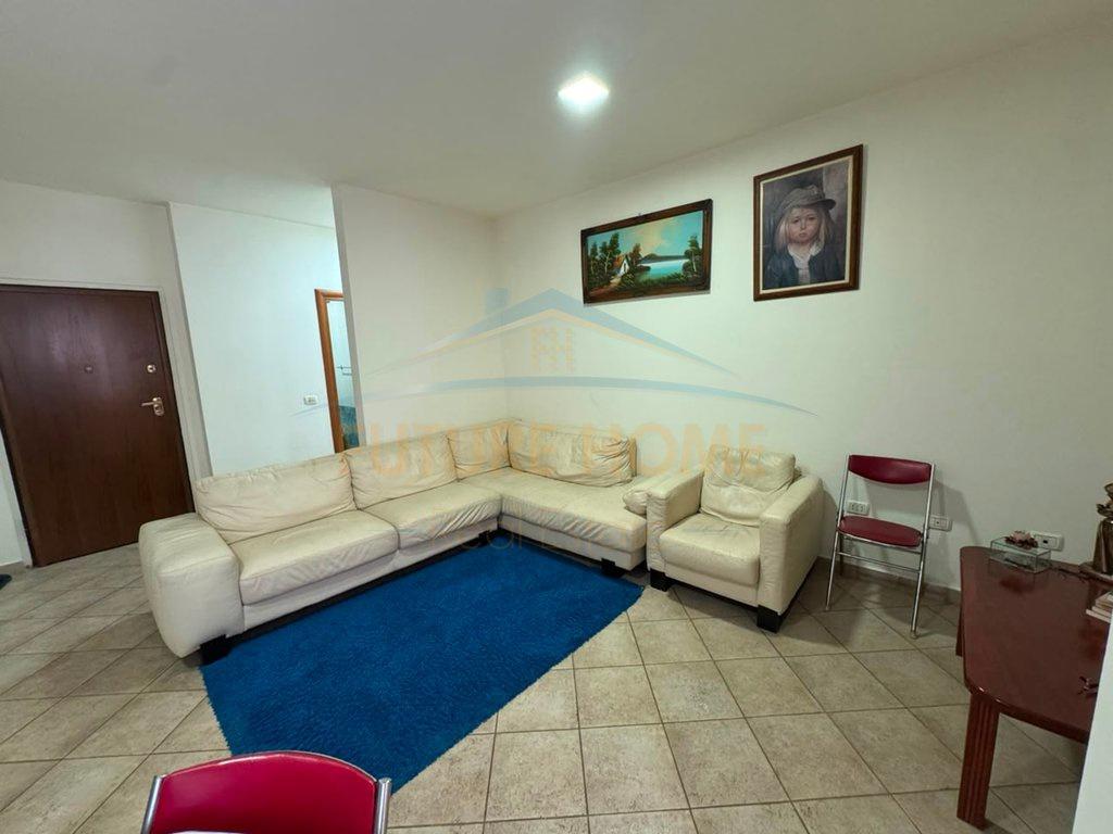 0692268458 Shitet, Apartament 2+1+2, Rruga e Kosovarëve – Tiranë