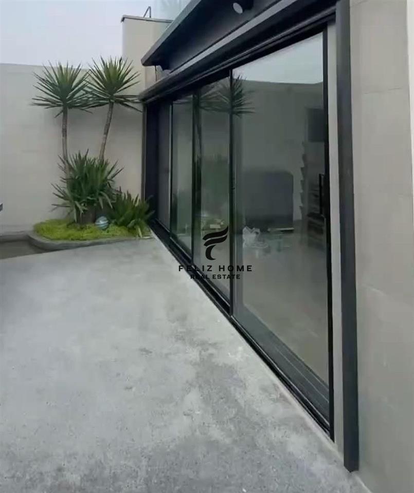 DYQAN ME QERA 60 M2 21 DHJETORI 900 EURO – Tiranë