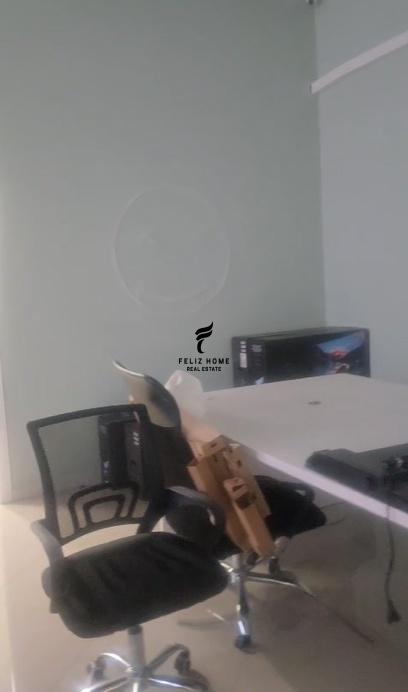 ZYRE ME QERA 260 M2 RRUGA E KAVAJES 310.000 LEKE FH-75896 – Tiranë