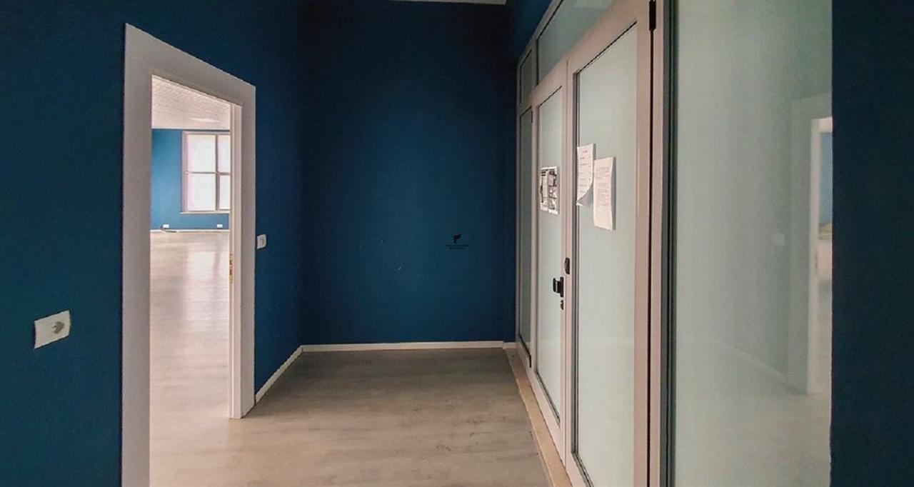 SHITET ZYRE 240M2 RRUGA BARDHYL 600.000 EURO – Tiranë - 1