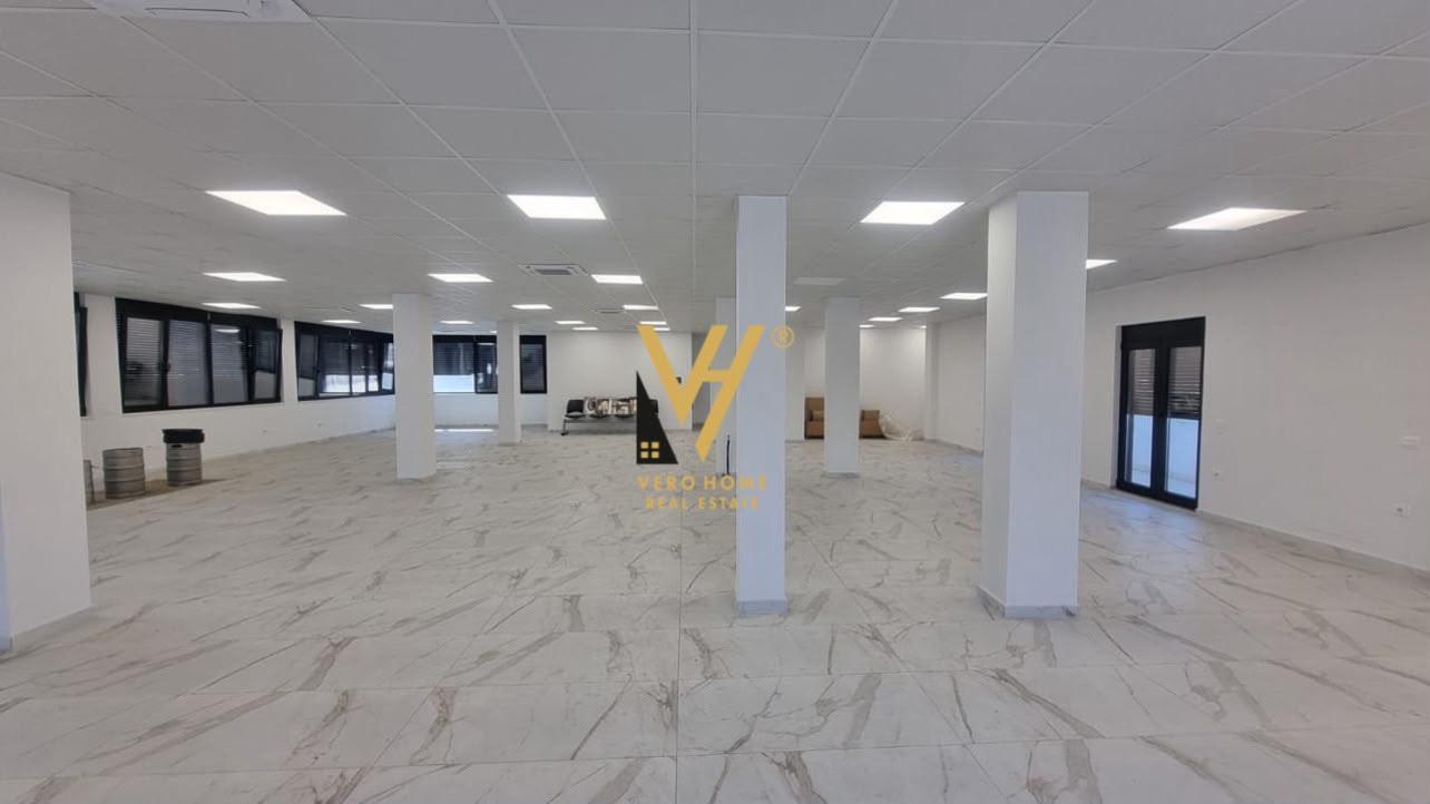 JEPET ZYRE 350 M2 ME QERA PRANE TEG 3.000 EURO – Tiranë - 1