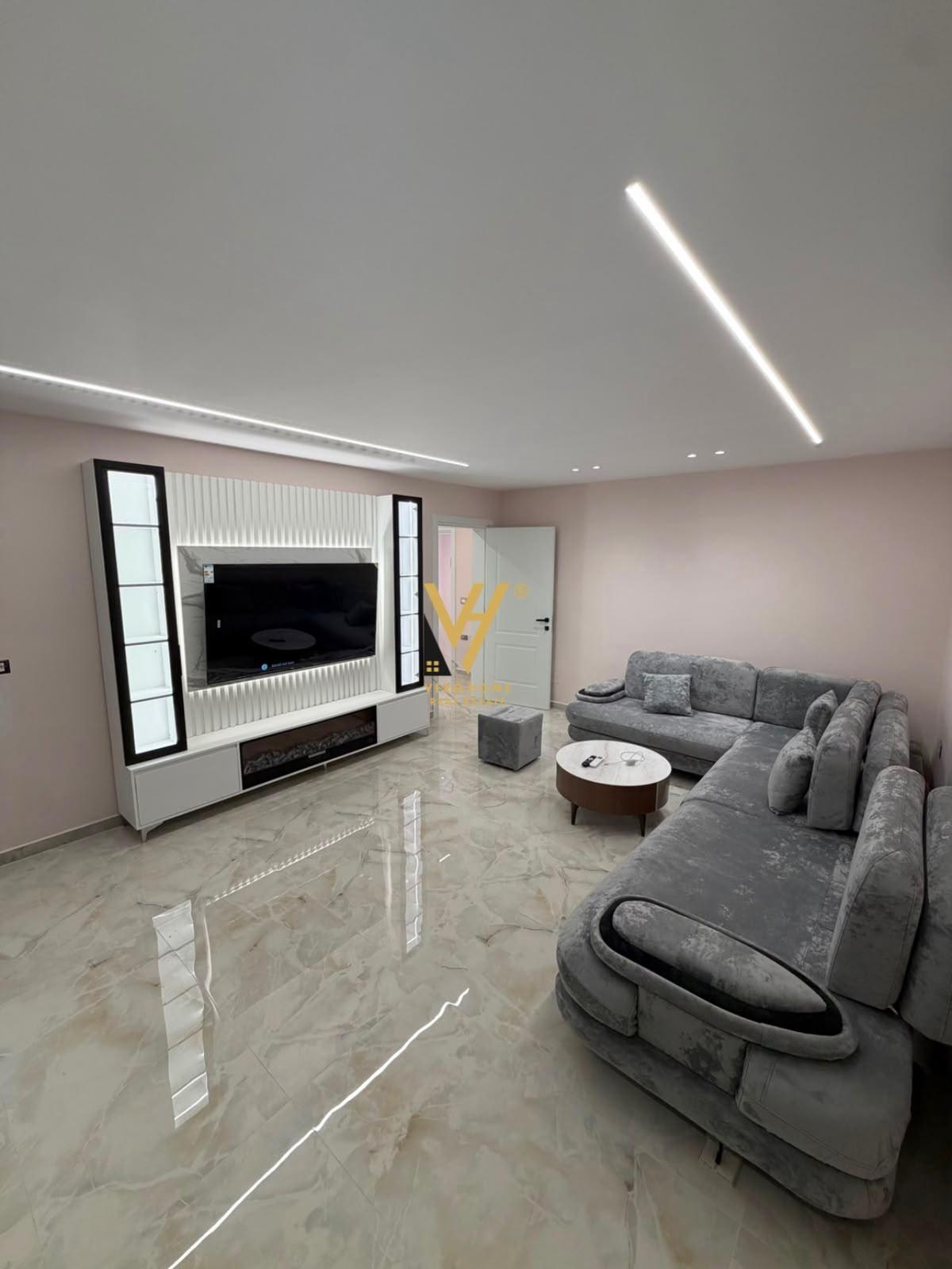 JEPET APARTAMENT 2+1+2 ME QERA TE RRUGA E ELBASANIT 1.000 EU – Tiranë