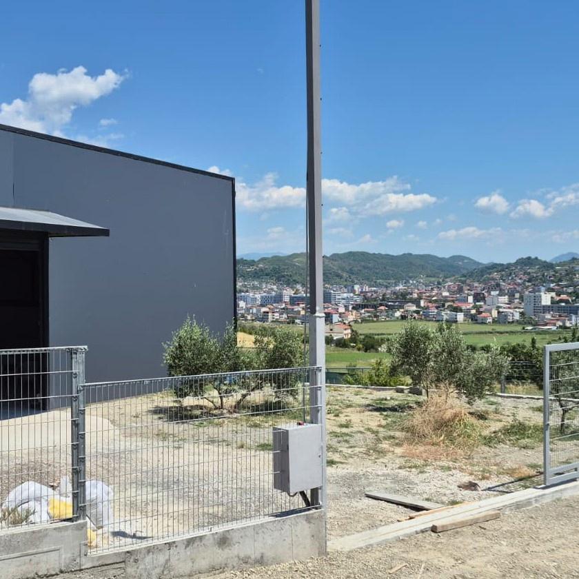 🏭 JEPET ME QIRA KAPANON NË PRUSH 🏭 📍 Vendndodhja: Prush, – Tiranë