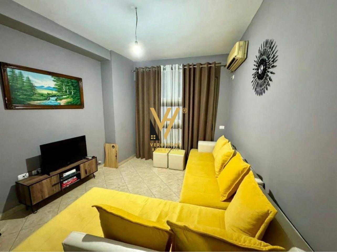 JEPET APARTAMENT 1+1+BLK ME QERA NE ASTIR 45.000 LEKE – Tiranë - 1