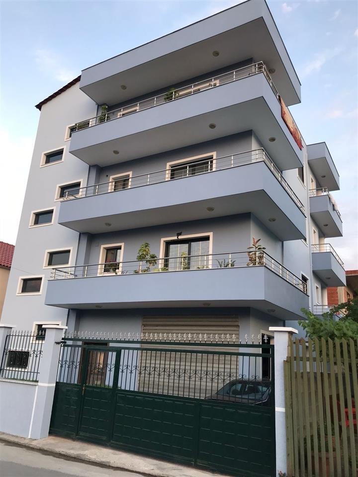 SHITET VILE 700 M2 YZBERISHT 1.000.000 EURO – Tiranë - 1