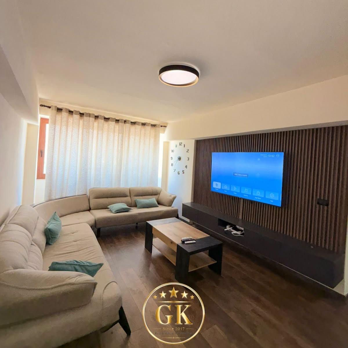 🏡 APARTAMENT ME QERA • 3+1+2 +Post Parkimi 📍Flagship Cent – Durrës - 1