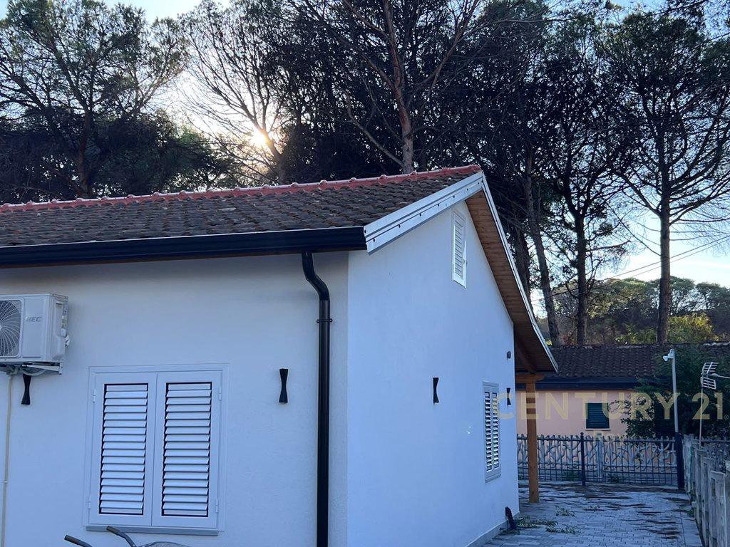+355694891160 SHITET VILË NË GOLEM, ME HAPËSIRË TË JASHTME – Durrës