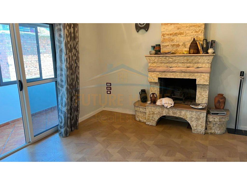 0693769552Shitet, Apartament 2+1,Rruga Ferit Xhajko, Tiranë. – Tiranë