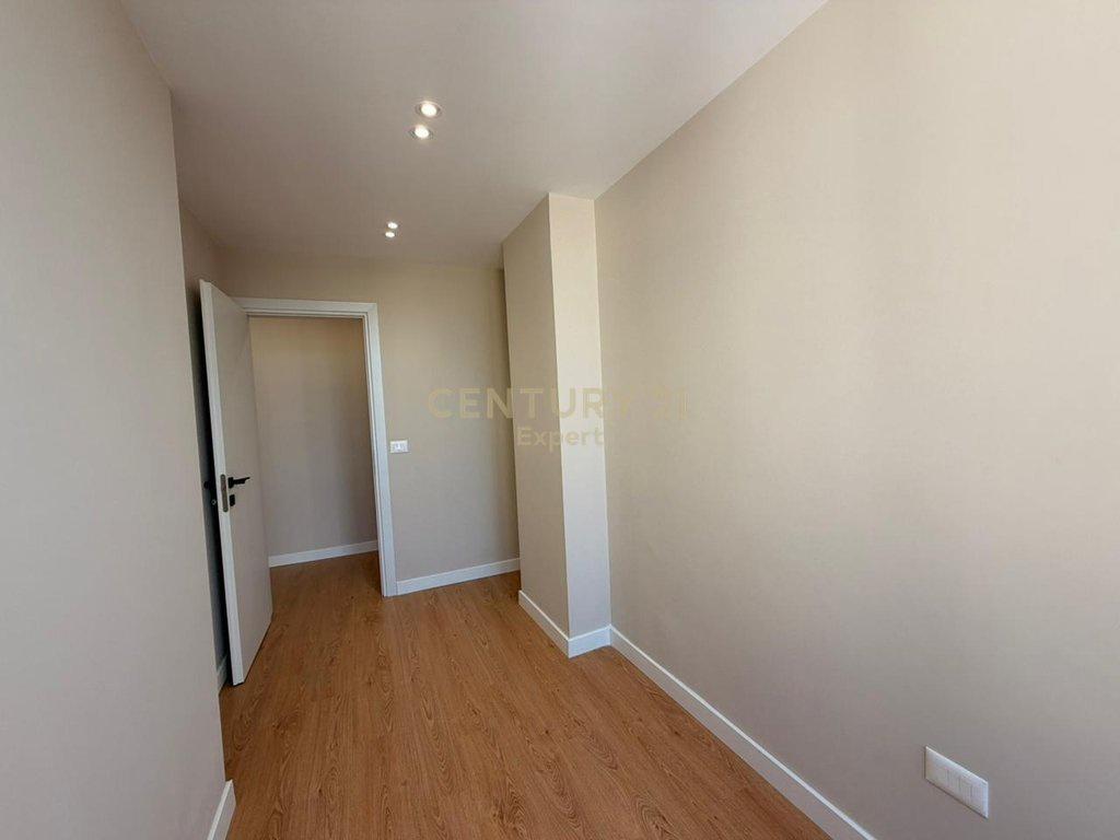 SHESIM APARTAMENT 2+1 PALLATI USLUGA RRUGA ASIM VOKSHI – Tiranë - 1