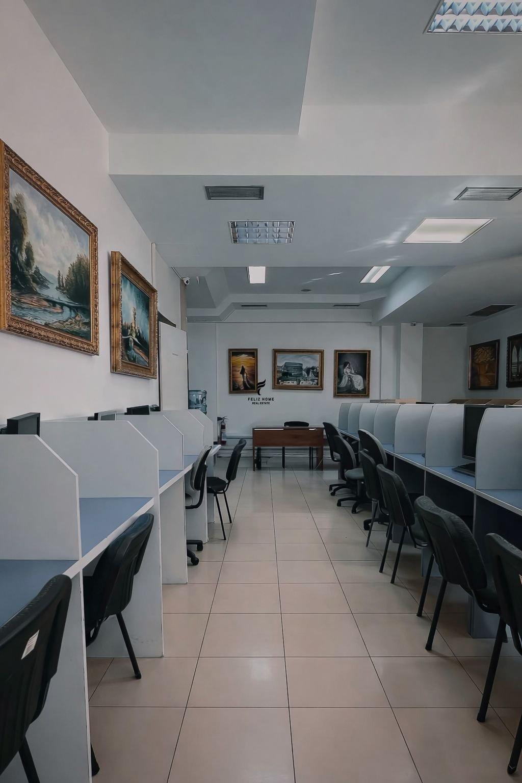 ZYRE ME QERA 216.5 M2 RRUGA E ELBASANIT 3.000 EURO FH-68777 – Tiranë