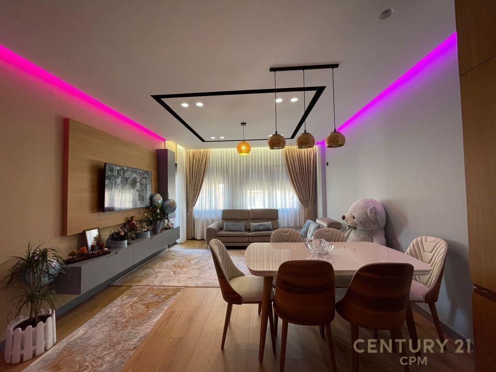MBI KRISTAL CENTER SHESIM APARTAMENT 1+1 – Tiranë