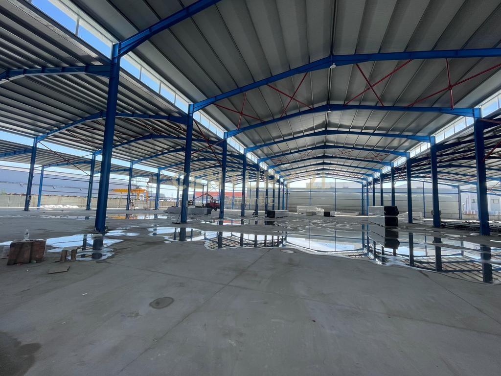 Objekt Industrial për Qera, 3,421 m² me Mundësi Ndarjeje – A – Durrës