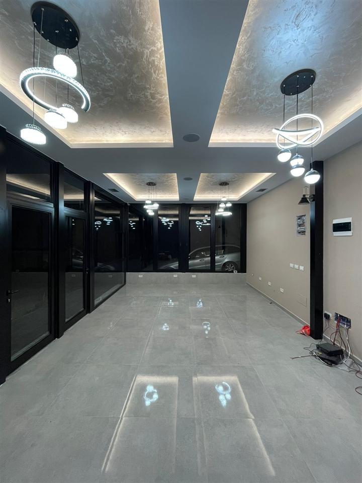 SHITET DYQAN 65 M2 ALI DEMI 100.000 EURO – Tiranë