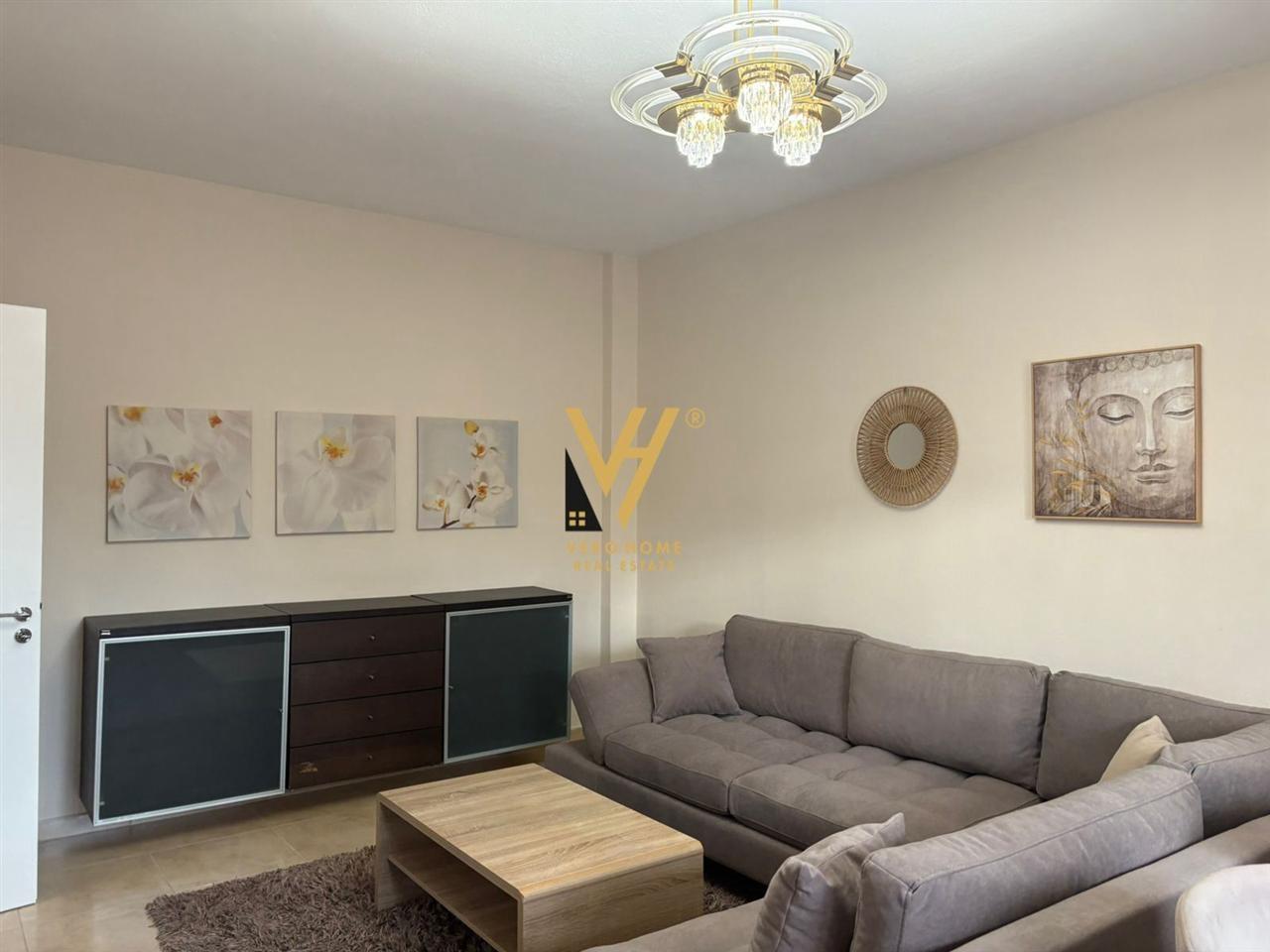 JEPET APARTAMENT 2+1+BLK ME QERA TE RRUGA ELBASANIT 600 EURO – Tiranë