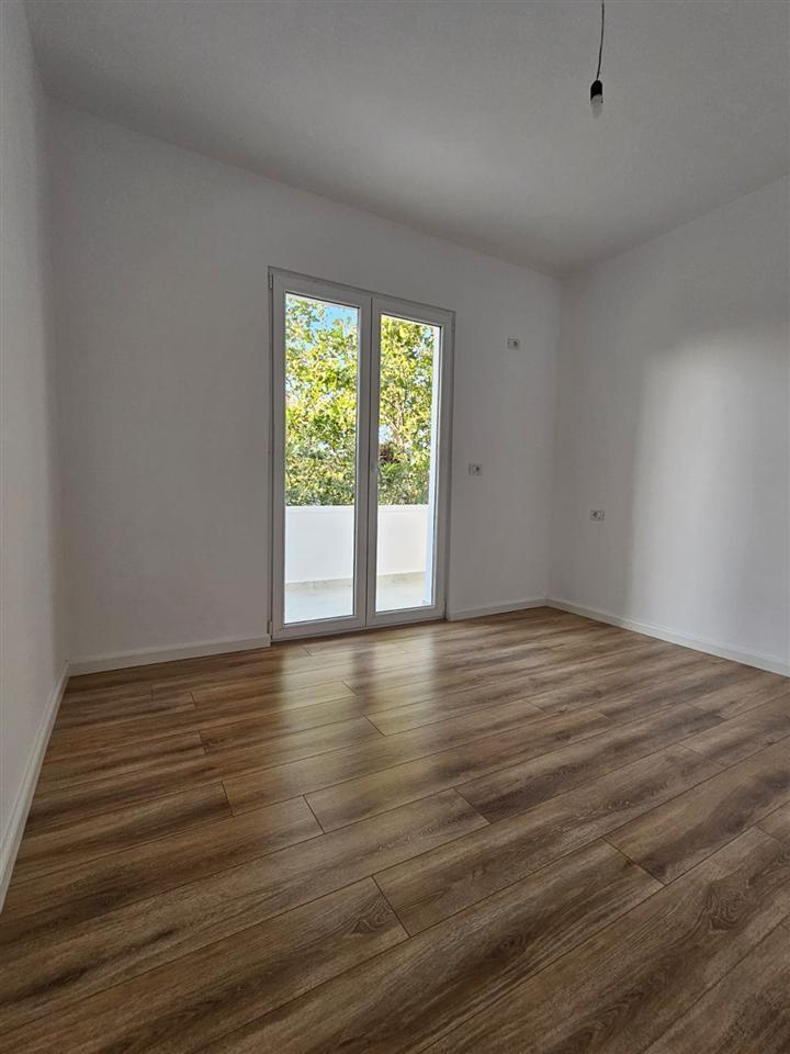 SHITET APARTAMENT 2+1 RRUGA E KAVAJES 167.000 EURO – Tiranë