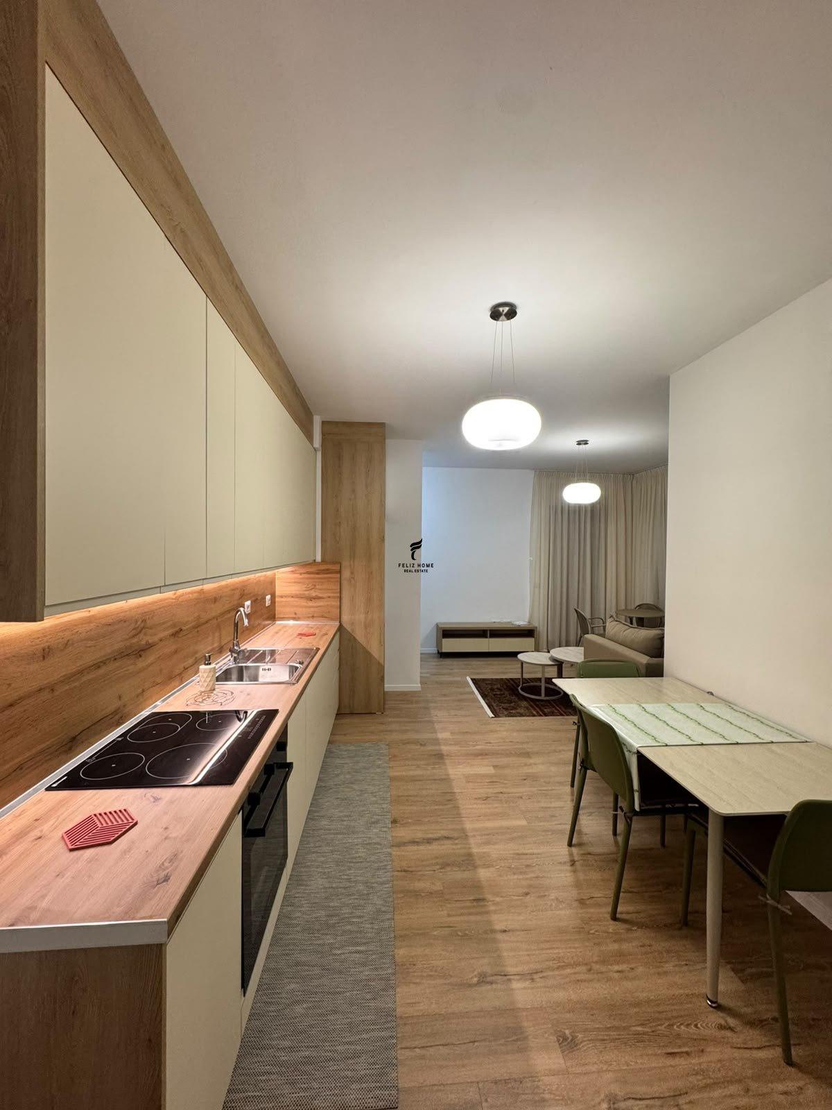 APARTAMENT ME QERA 1+1 21 DHJETORI 75.000 LEKE FH-98837 – Tiranë