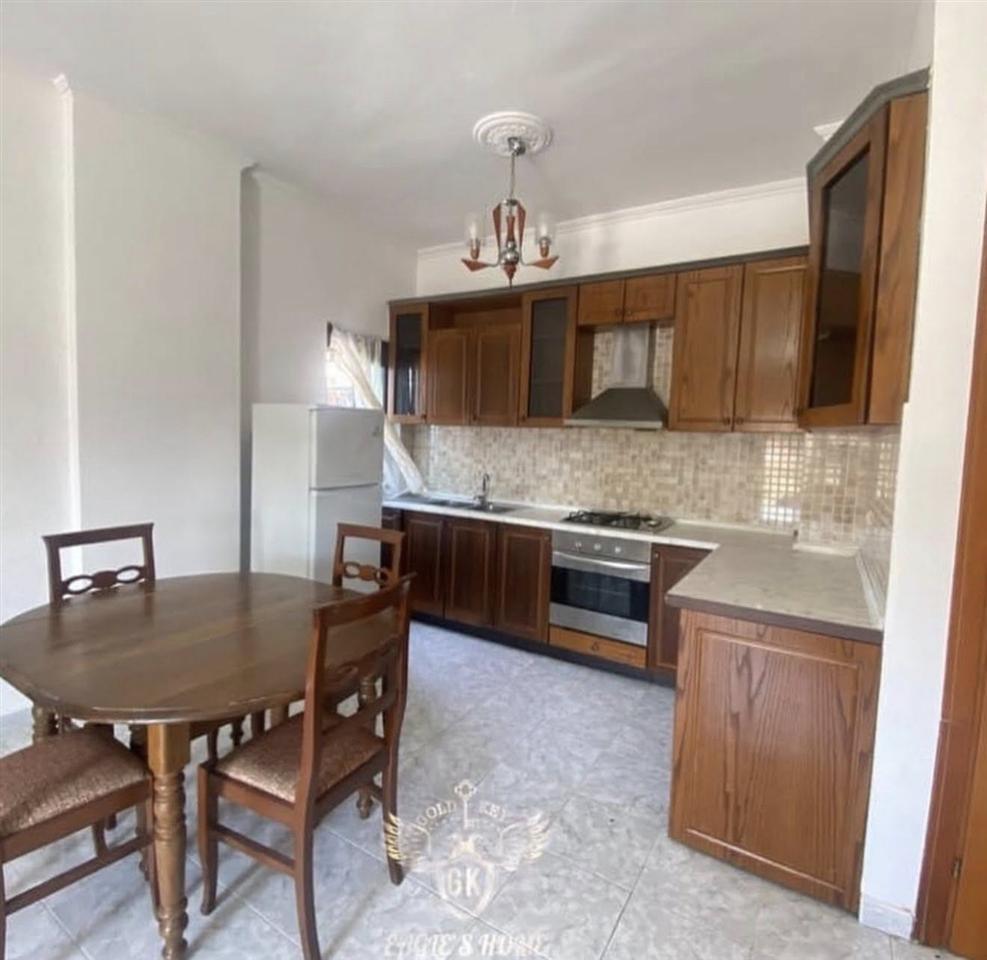 🏡 APARTAMENT ME QERA 2+1+2 me ballkon 📲 +3550692039456 💰 – Durrës