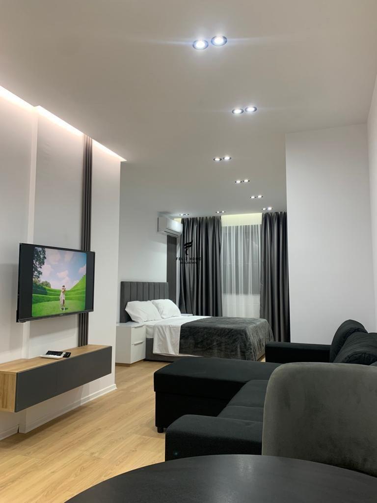 JEPEN 3 GARSONIERE PER AIRBNB ME QERA QENDER 200.000 LEKE F – Tiranë