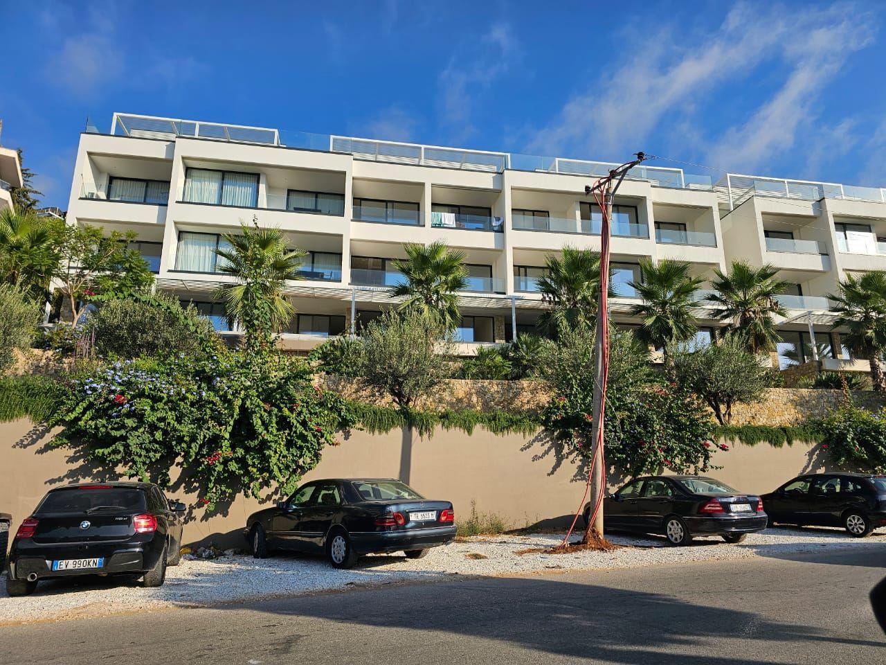 Apartament Me Pamje Deti Per Shitje Ne Uje Te Ftohte, Vlore – Vlorë