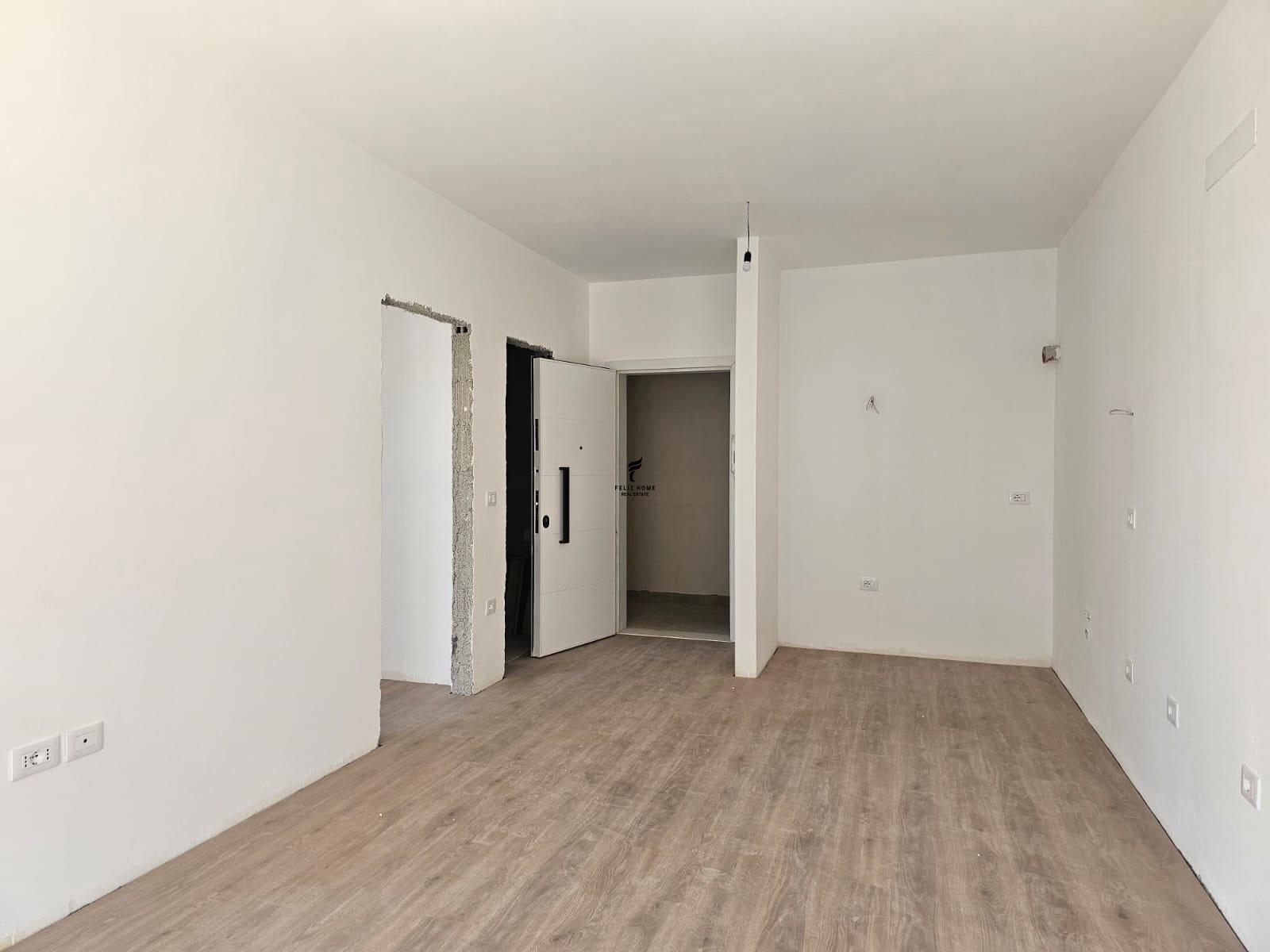 SHITET APARTAMENT 1+1 TIRANA ENTRY 2, 9.700.000 LEKE FH-9798 – Tiranë
