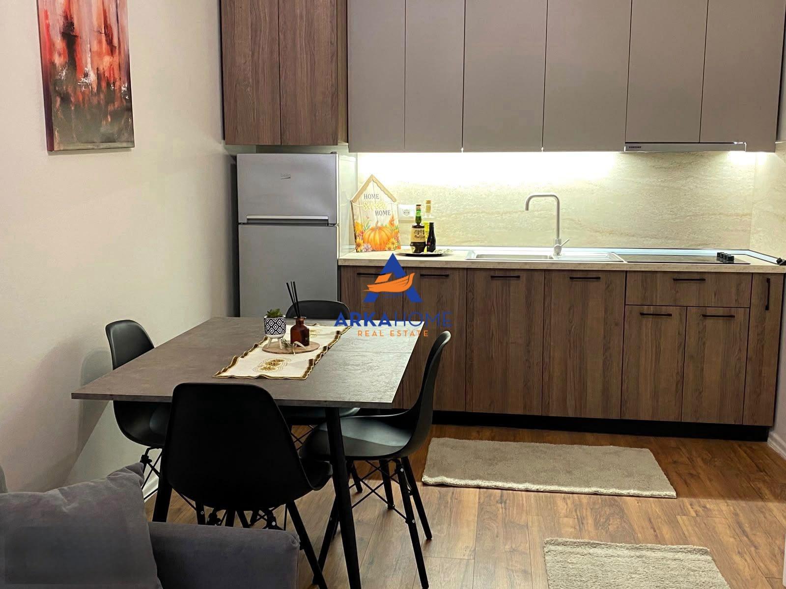 JEPET ME QERA APARTMENT 1+1+BALLKON "NE BLLOK" 70.000 LEKE – Tiranë