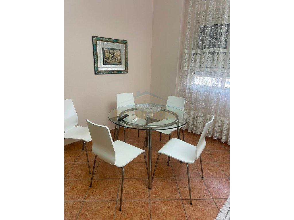 0696044423Shitet Apartament 2+1+2,Lagjia 12, Durres – Tiranë
