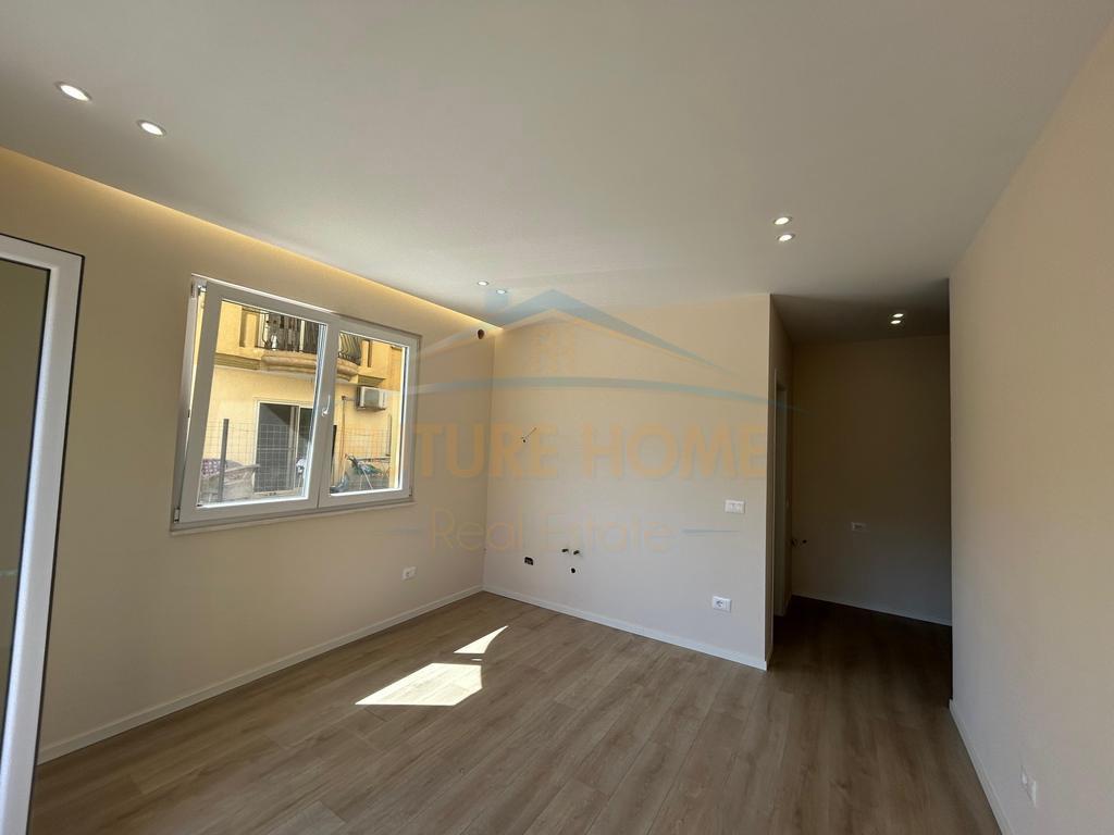 +355696044424-Shitet, Apartament 1+1+Verande, Shkëmbi i Kava – Durrës - 1
