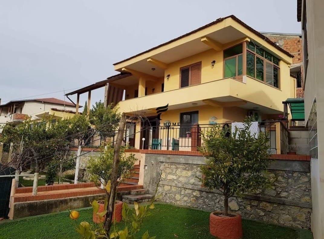 SHITET VILE 360 M2 KINOSTUDIO 260.000 EURO – Tiranë - 1
