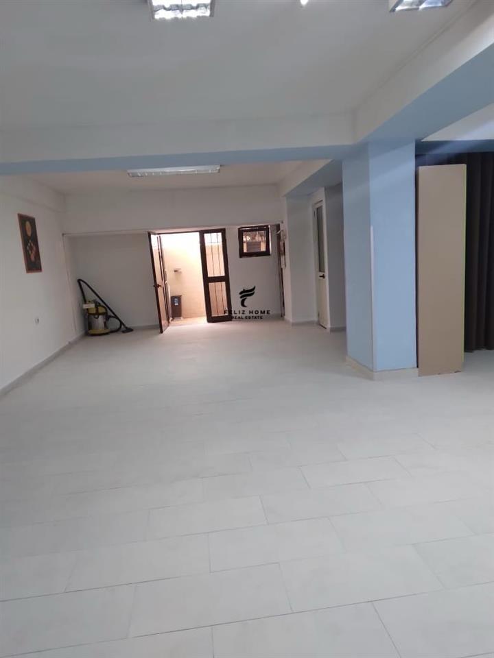 SHITET DYQAN 90 M2 21 DHJETORI 150.000 EURO – Tiranë
