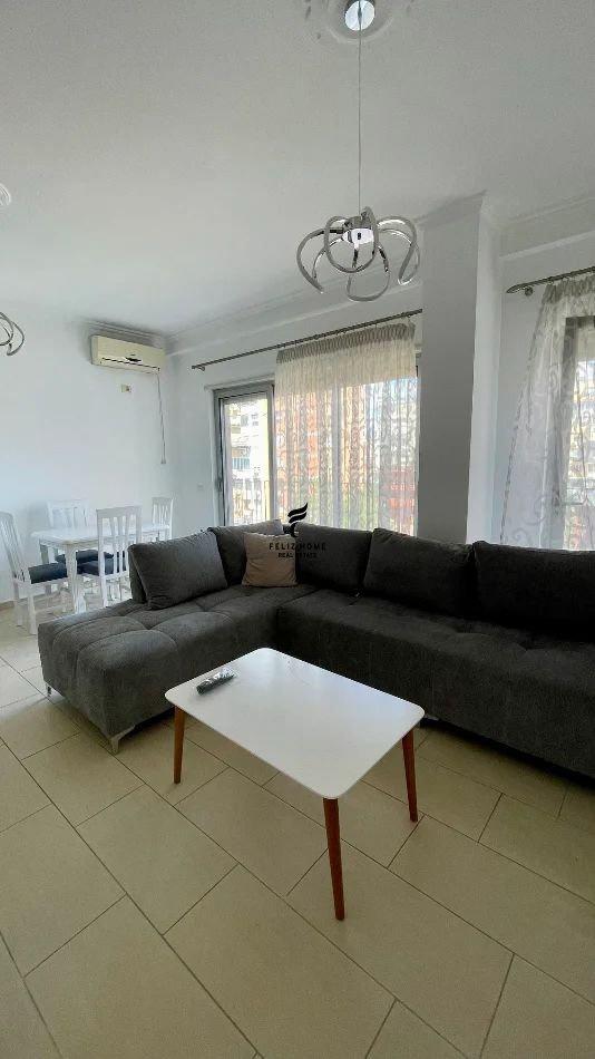 APARTAMENT ME QERA 1+1 MYSLYM SHYRI 80.000 LEKE FH-75753 – Tiranë