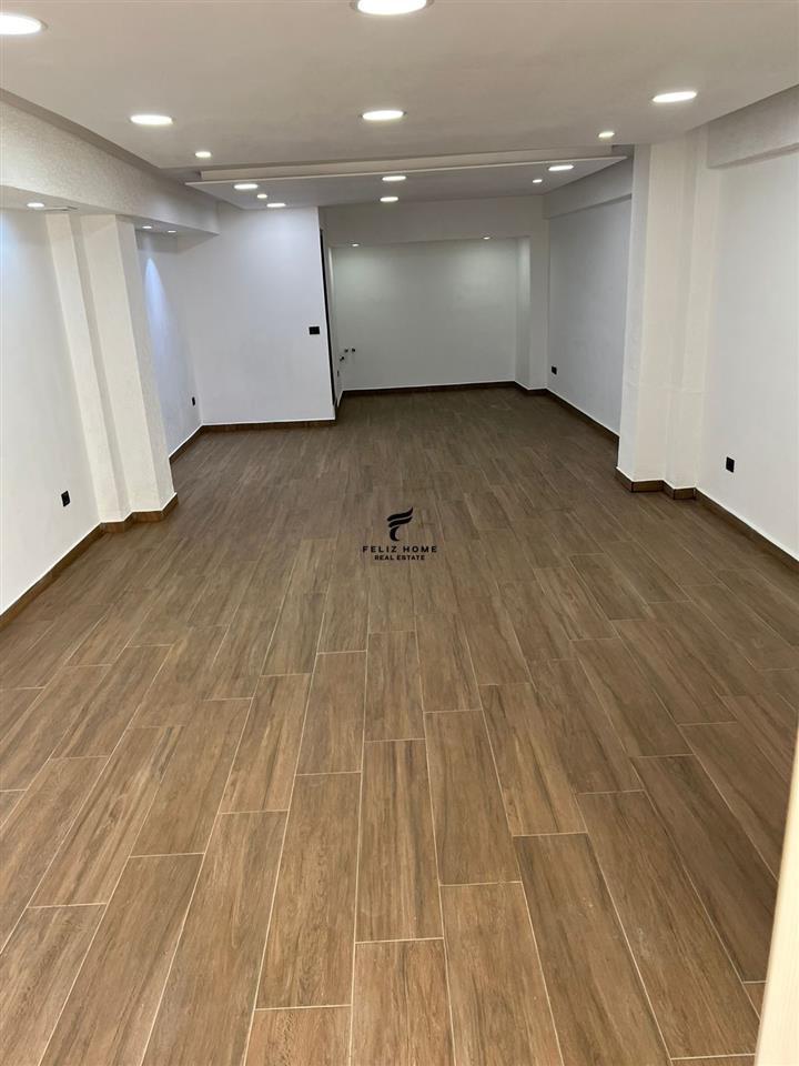 SHITET DYQAN 64 M2 ISH EKSPOZITA 150.000 EURO – Tiranë - 1
