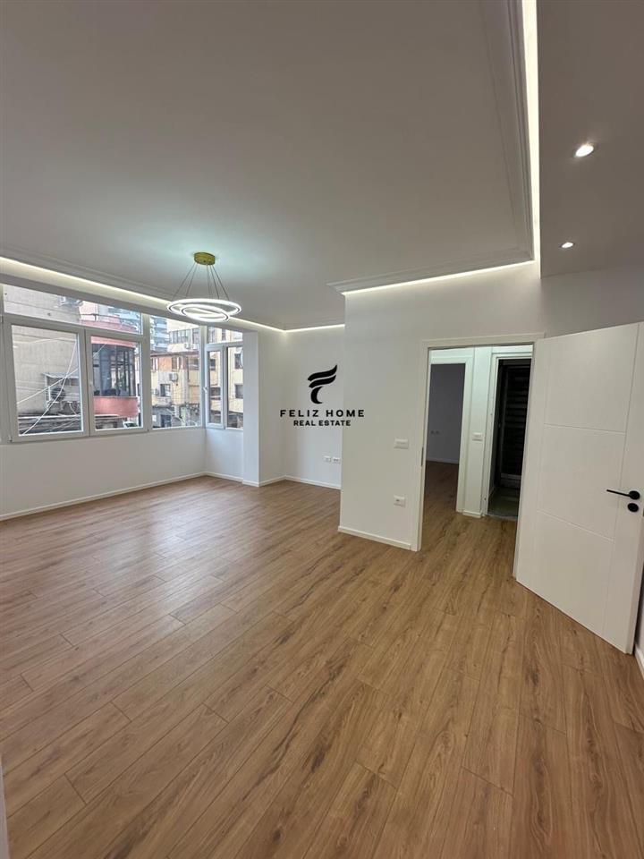 SHITET APARTAMENT 2+1+2 RRUGA E ELBASANIT 210.000 EURO – Tiranë