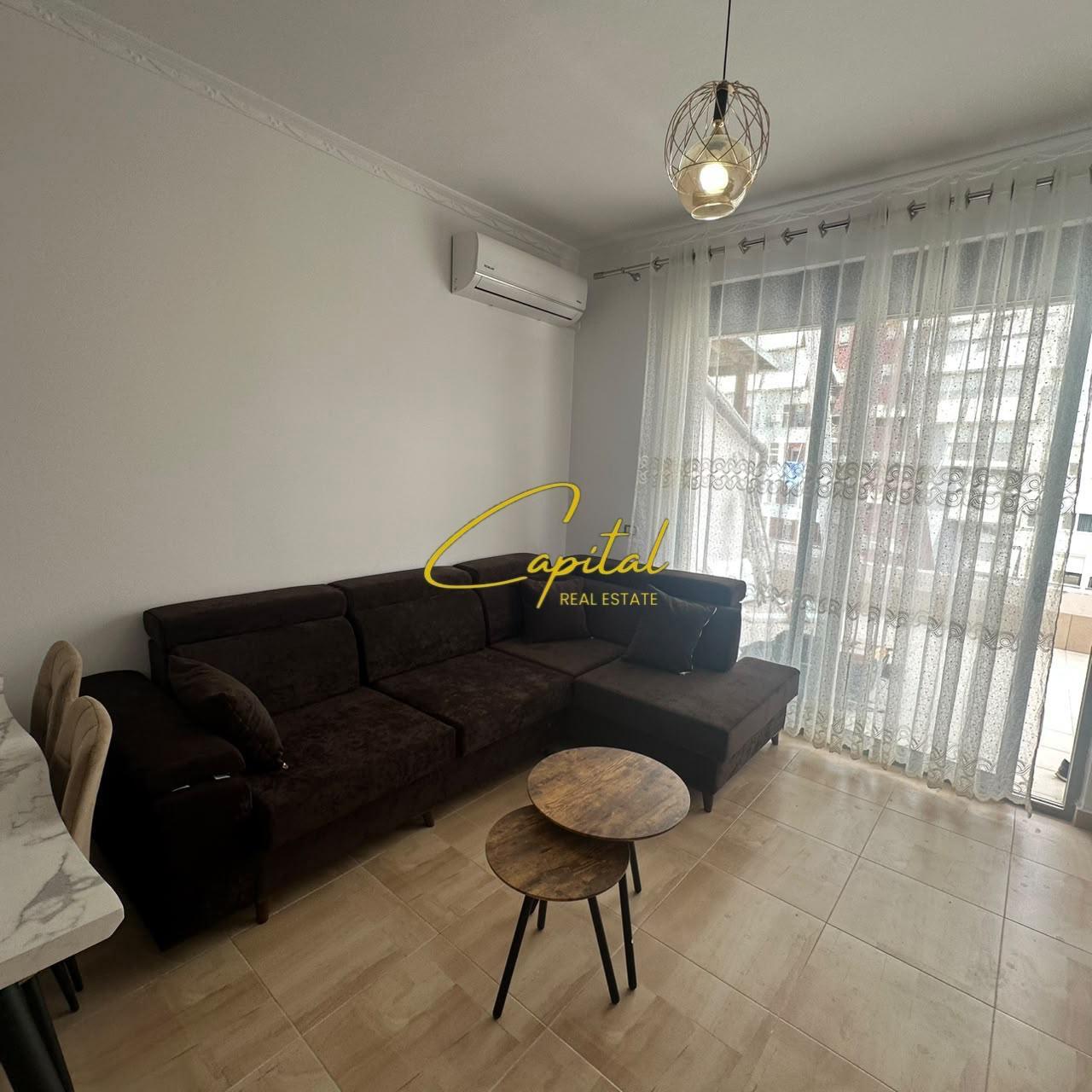 APARTAMENT ME QIRA 3+1 MATERNITETI I RI 70.000 LEKE – Tiranë - 1