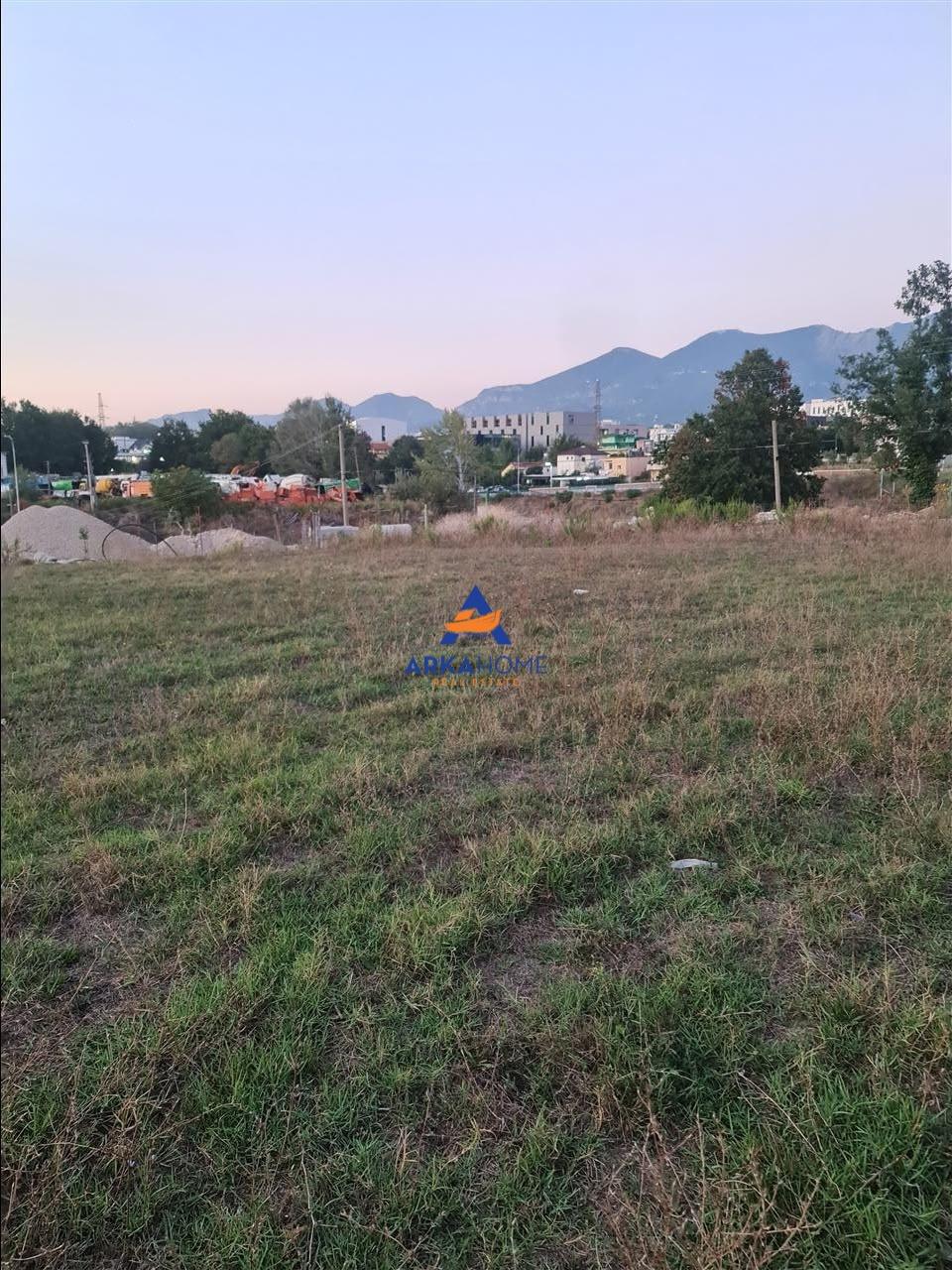 JEPET TOKE ME QERA 1600M2 "TEG" 1000 EURO – Tiranë