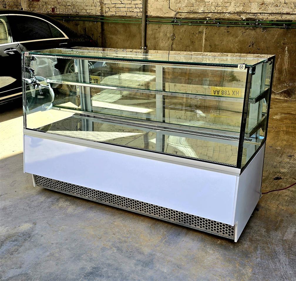 👉FRIGORIFER EKSPOZITOR FRESKUES 180X74!!! – Durrës
