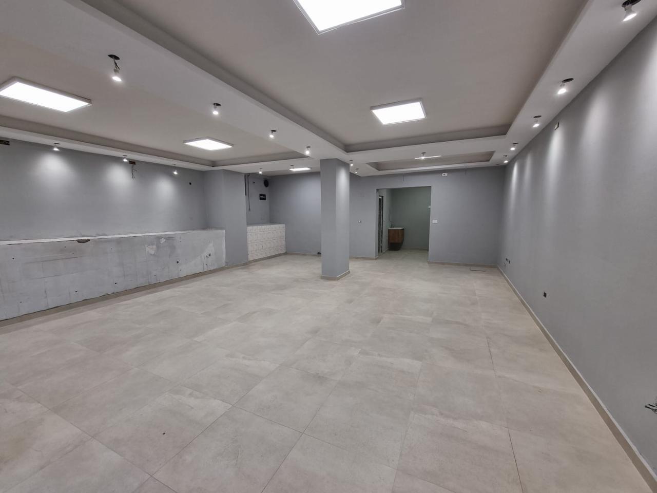 SHITET DYQAN 74 M2 PAZARI I RI 140.000 EURO – Tiranë