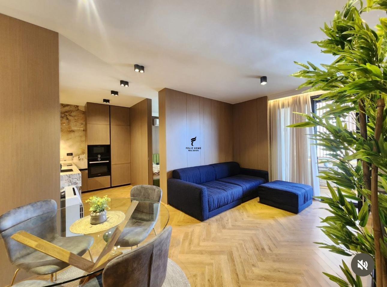 APARTAMENT ME QERA 2+1 ISH EKSPOZITA 120.000 LEKE FH-75488 – Tiranë
