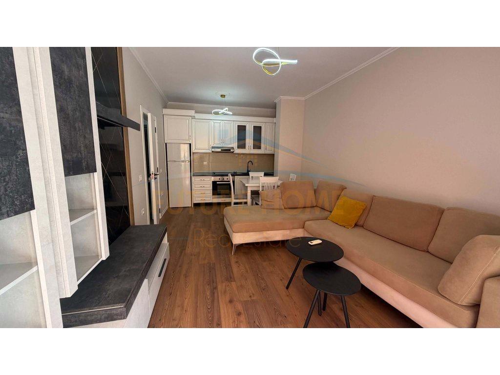 0692268458 Shitet, Apartament 1+1, Yzberisht – Tiranë