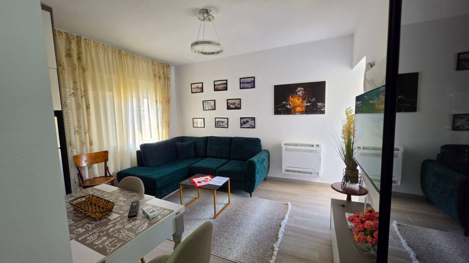 Apartament 2+1 Me Qera Afatgjate Ne Vlore – Vlorë