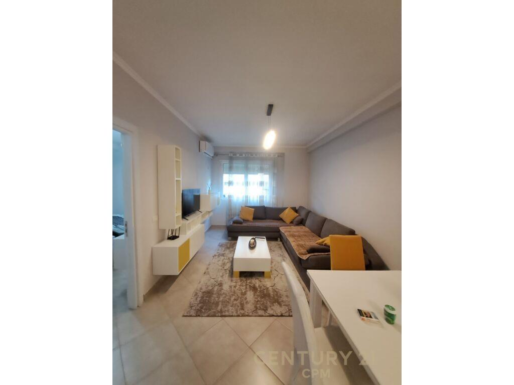 Apartament 2+1+post parkimi me qira tek Kodra e Diellit, Tir – Tiranë - 1