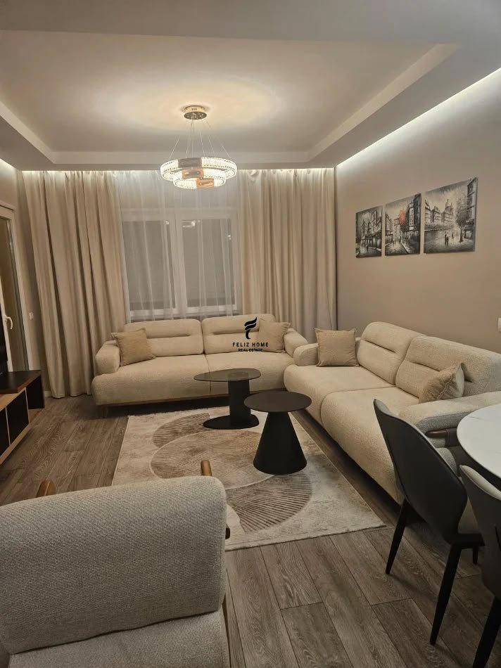 APARTAMENT ME QERA 2+1+2 ISH DOGANA 70.000 LEKE FH-97298 – Tiranë