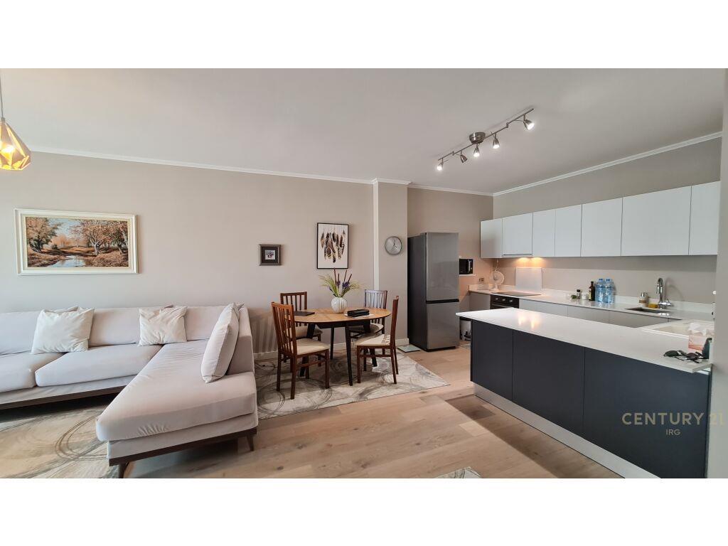APARTAMENT 1+1 TE LICEU ARTISTIK – Tiranë - 1