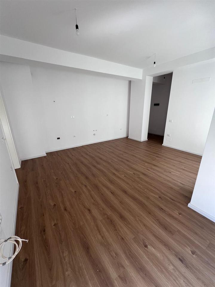 SHITET APARTAMENT 1+1 ALI DEMI 102.170 EURO – Tiranë - 1