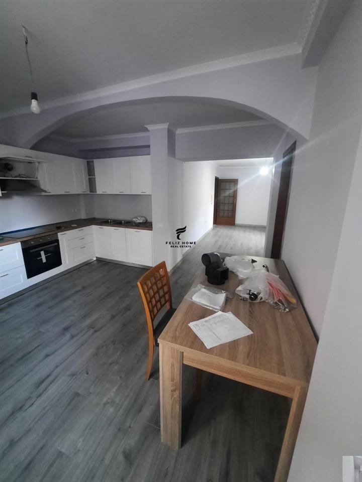 SHITET APARTAMENT 2+1 STADIUMI DINAMO 210.000 EURO – Tiranë
