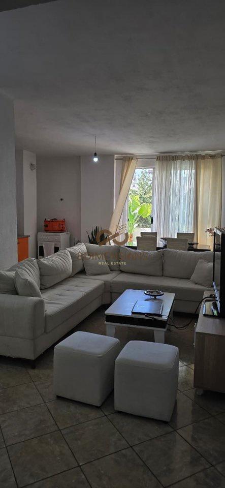 Jepet apartament me qera 2+1 ne Don Bosko prane Viva Market, – Tiranë - 1